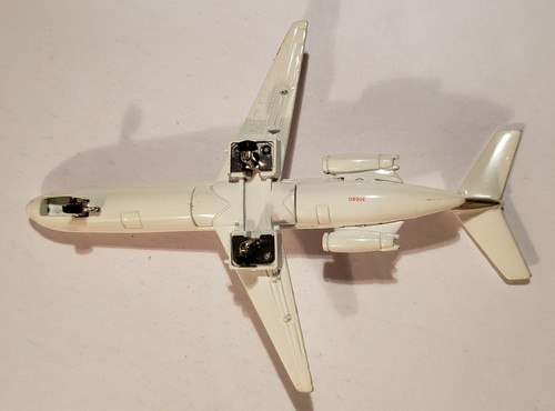 2 Vintage ERTL Die Cast Jet Airliners Continental & TWA 5.5" Boeing Douglas - Imagen 8 de 8