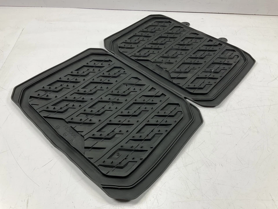 Michelin FL3006B4-2 alfombrillas de goma y alfombras de alta resistencia cortadas a medida, juego de 4 piezas Foto 2 de 4