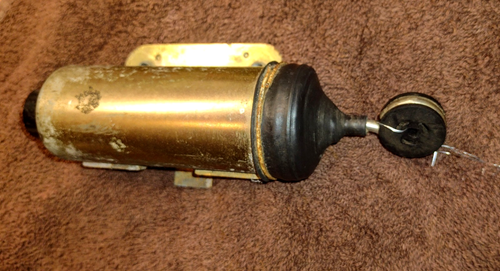 1970's Cadillac Eldorado RH PASSENGER Door Power Lock Actuator - Works Great! - Picture 2 of 12