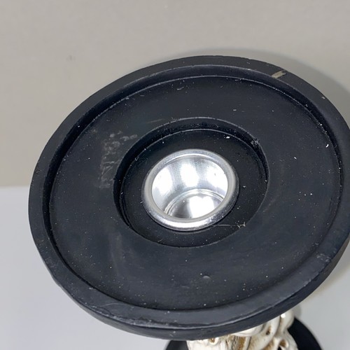 2 Totenkopf Kerzenhalter für Kamin Deko, 9,5 cm hoch - siehe Fotos - Bild 10 von 14