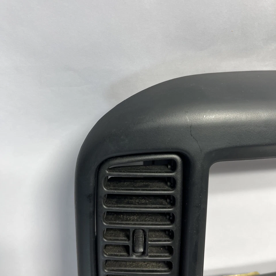 2001-2007 Ford Escape Mercury Mariner Heater Control Switch Dash Trim Panel 4x4 - Image 2 of 4