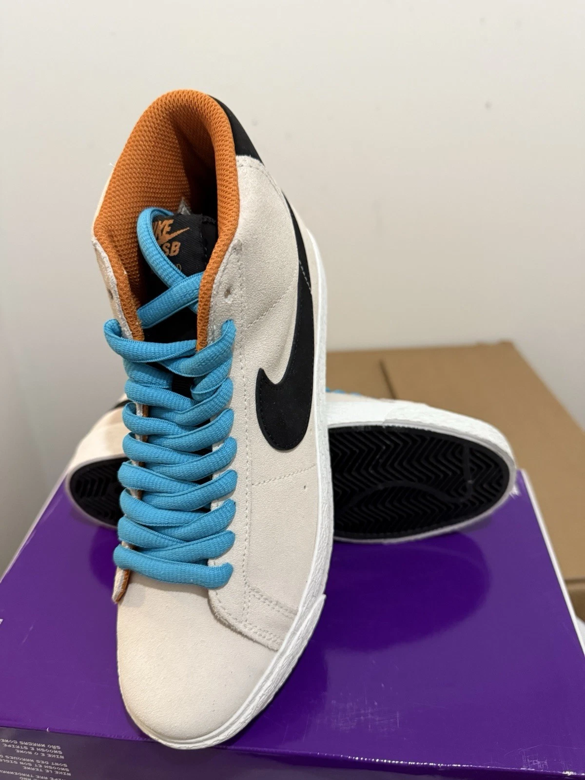 Nike SB Zoom Blazer Mid in phantom black monarch