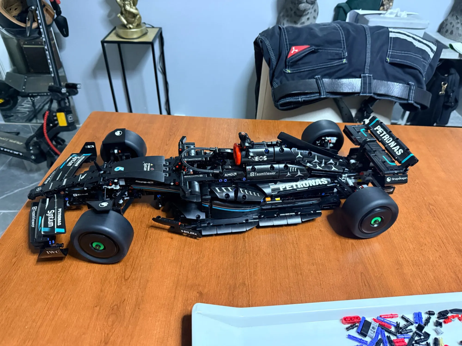 Picture 5 of 9