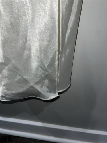 Beautiful Victorias Secret Ivory Long Silky Nightgown Slit Pearls Sequins Sz L - Picture 4 of 8
