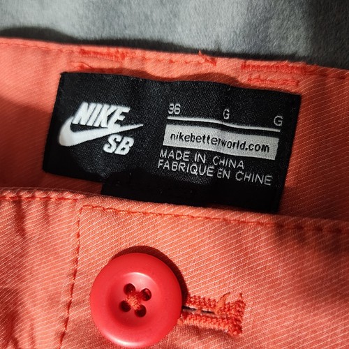 Nike SB Fremont 36 Mens Shorts Stretch Performance Dri Fit Slim - Picture 2 of 9