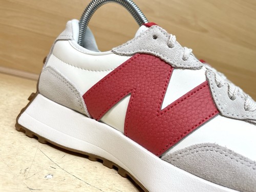Zapatillas New Balance 327 - Moonbeam Beige y Rojo TALLA UK 6 Mujer’s - Imagen 7 de 16