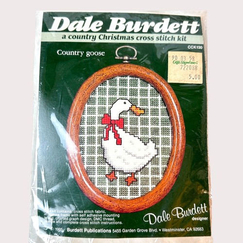 Vintage Dale Burdett Country Goose & Seasonal Accents 3 Christmas Cross Stitch - Picture 2 of 14