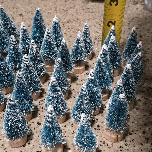 66 Pieces Mini Christmas Sisal Trees Green Frosted with Wood Base 1.75" - 6.25" - Picture 5 of 8