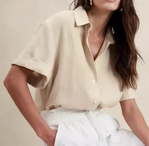 Camicia da donna Banana Republic RT$110 beige morbida 100% lino Boxy Resort Medium nuova con etichette