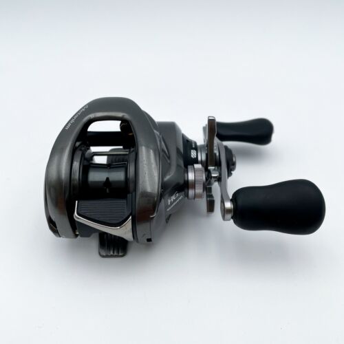 Shimano 20 Metanium HG Right Gear 7.1 Baitcastrolle Süßwasserangeln getestet - Bild 2 von 9