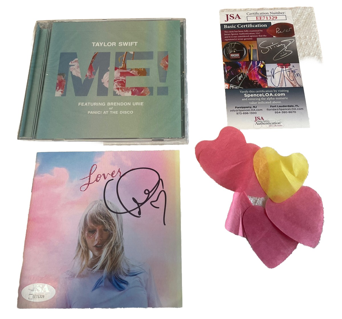 TAYLOR SWIFT SIGNED LOVER CD JACKET ALBUM JSA AUTHENTICATED