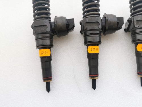 VW Passat 3C B6 1.9 TDI Einspritzdüse Injektor Injector Nozzle 038130073AG - Picture 7 of 8