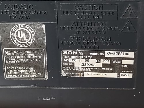 Sony Trinitron KV-32FS100 32” CRT TV RetroGaming Television With Remote - Picture 12 of 14