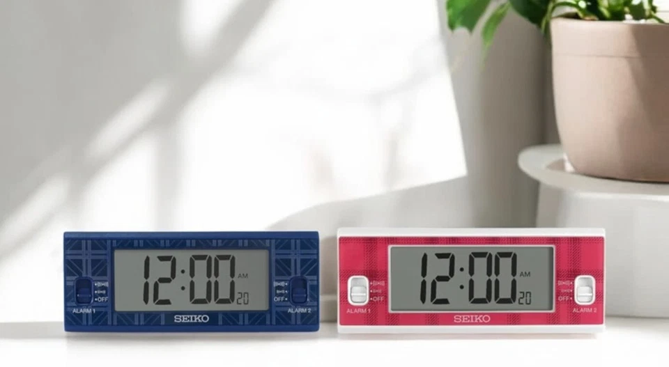 Seiko Digital Dual Alarm Clock QHL099 calendar thermometer hygrometer backlight - Image 2 of 4