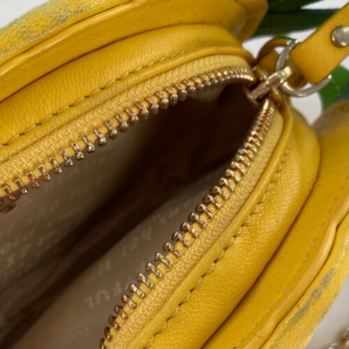 Kate Spade Pineapple Tasche Umhängetasche Neuheit selten **kleine Verfärbungen - Bild 2 von 8