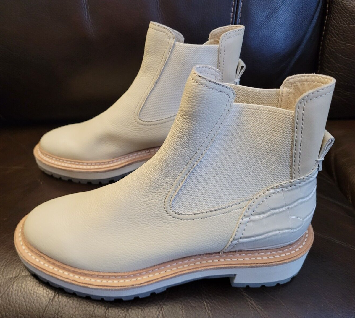 SAMPLE~ Dolce Vita Ankle Boots, Women's Size M, Ivory Croc with