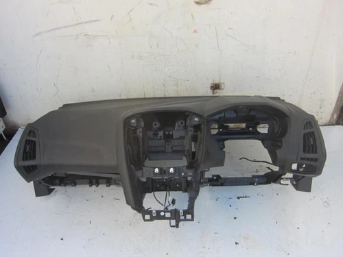 BM51A018W18AC soldes Armaturenbrett für FORD FOCUS SPORTBREAK (CB8) Ambiente 2 1350852