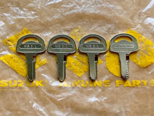 4 Pcs SUZUKI TS50 TS75 TS90 TS100 TS125 TS185 TS250 TS400 RV90 RV125 KEYS BLANK - Bild 2 von 4