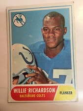 1968 Topps Football Card #152  Willie Richardson