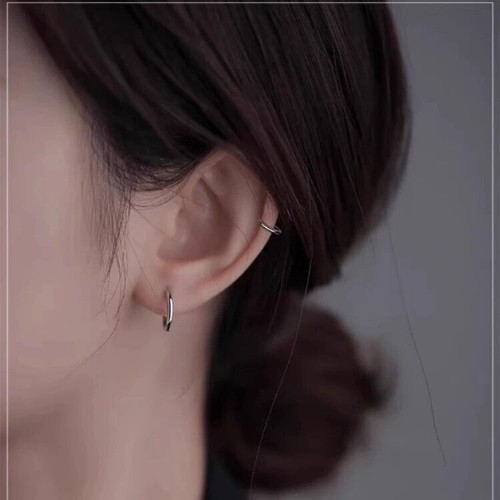 18K Solid Rose / White Gold Essential Huggie Hoops Earrings, 18K, Au750, classic - Picture 6 of 15