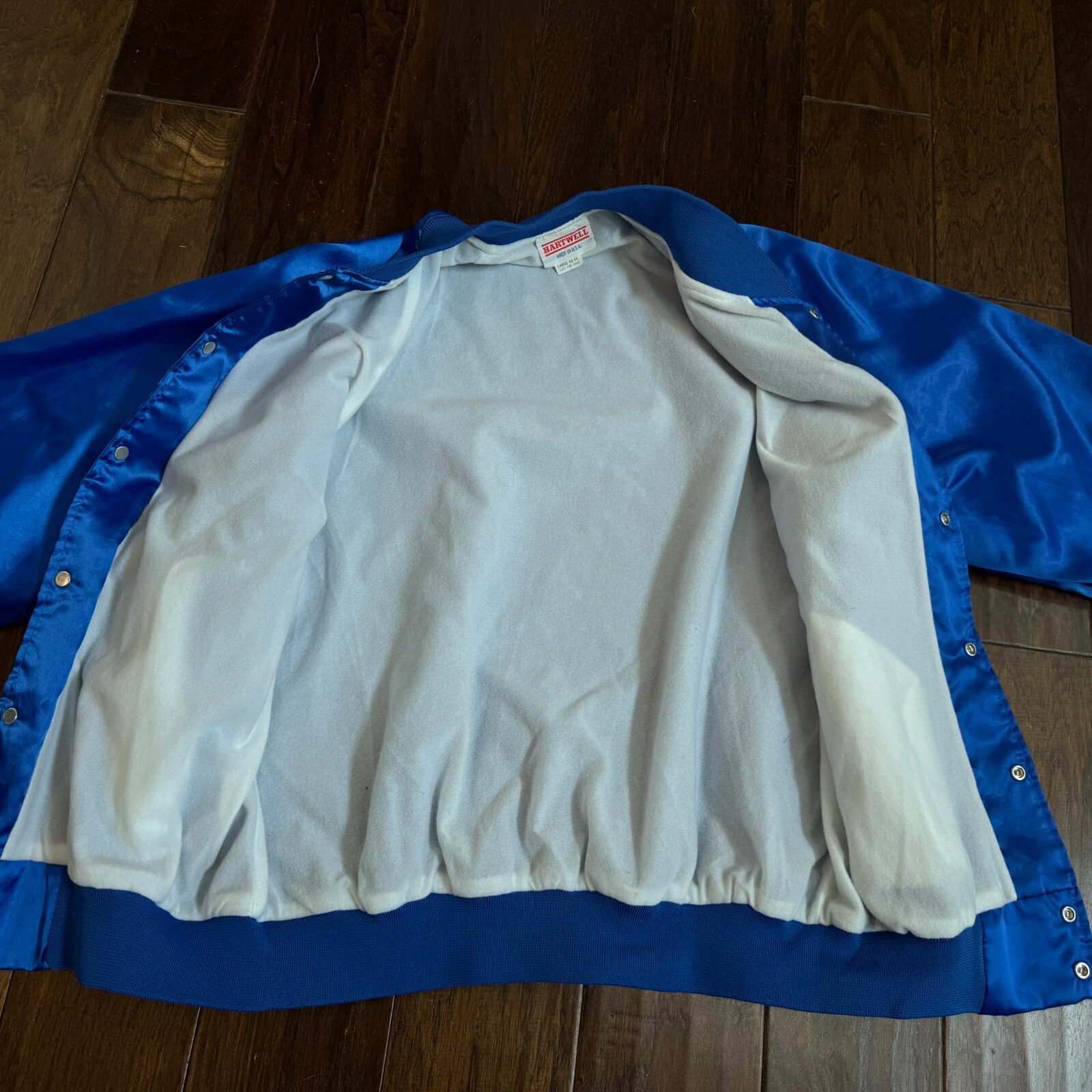 Picture 4 of 6