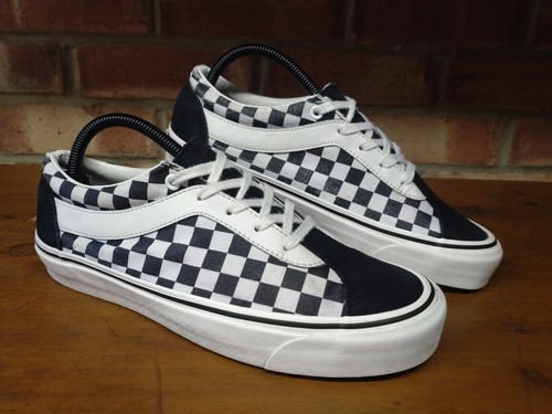 Vans Old Skool Low checkerboard pattern Skate Shoes, UK Size 8