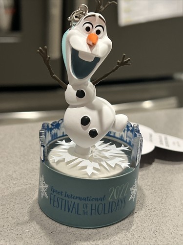 Adorno de Navidad congelado Olaf del festival Epcot 2022 de los parques Disney - Imagen 3 de 10