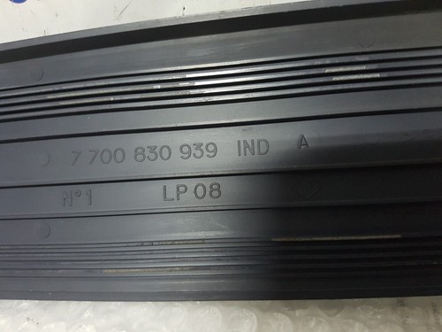 7700830939 MODANATURA COPRI MONTANTE SOTTOPORTA DX = SX RENAULT TWINGO 1993>2007 - Foto 8 di 8