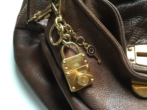TASCHE "MIU MIU" SEHR GUTER ZUSTAND - Bild 9 von 13