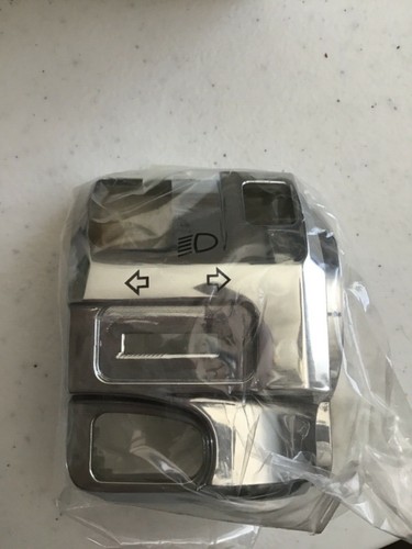 Suzuki SCZ-L Chrome Left Switch Cover New  - Picture 3 of 3