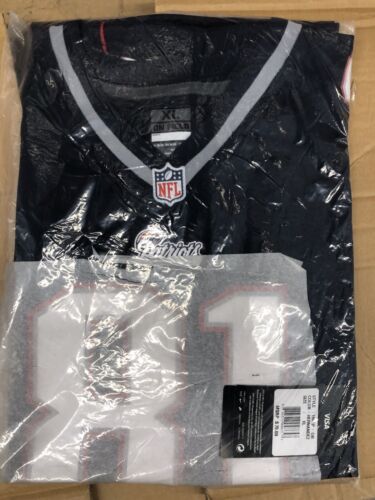 Aaron Hernandez Patriots Blue / White NFL Licensed Jersey - Youth XL - Picture 3 of 4