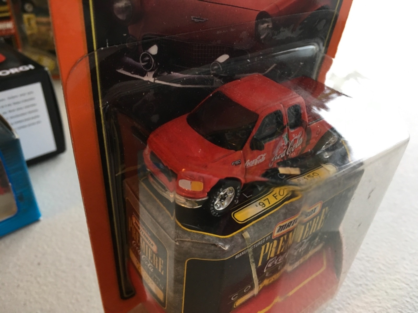 Picture 2 of 4