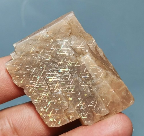 Raw Natural Golden Blackcurrant Iolite Stone Cordierite Stone Reiki Healing - 第 1/8 張圖片