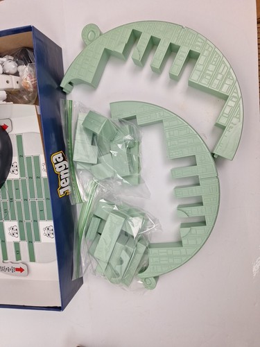 Angry Birds Star Wars Jenga Death Star Game from Hasbro,  Complete - Foto 4 di 9