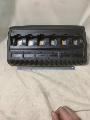 Motorola Impress WPLN41797A 4267MKH010705 6 Bay V3.90 Non Display Charging Deck - Picture 8 of 13