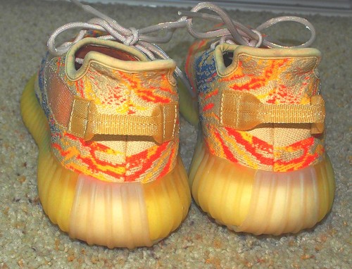 Adidas Men's Size 11 - Yeezy Boost 350 V2 Shoes ~ Oat - Picture 5 of 6