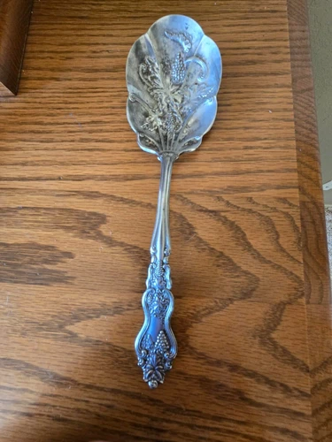 ASPREY & CO STERLING ENGLAND 9" SPOON REPOUSSE VINES GRAPES PAT. 4-1006
