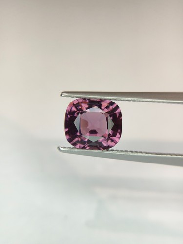 1.62 Cts A MESMERIZING PINK SPINEL OF EXCELLENT CUTTING ! - 第 1/5 張圖片