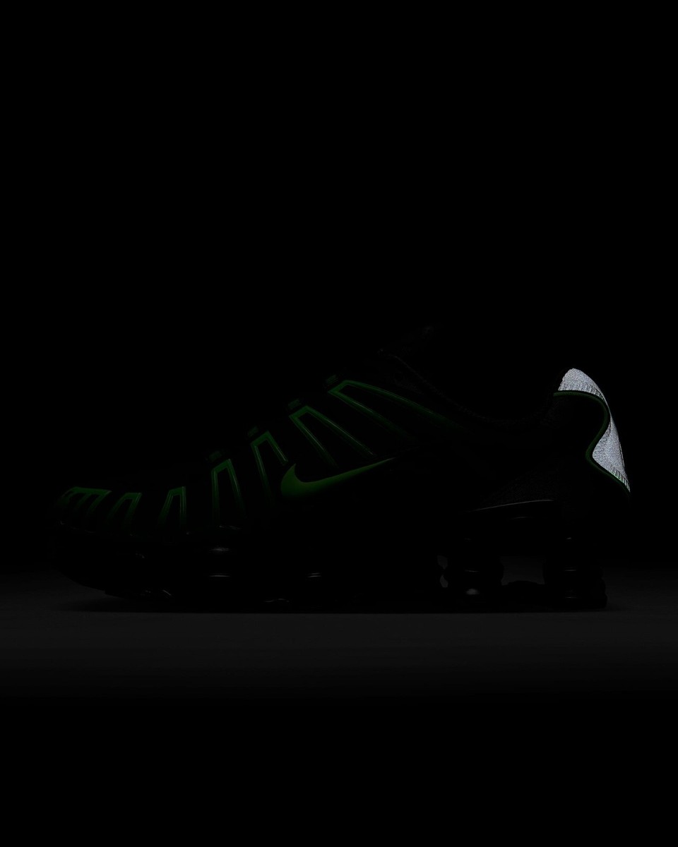 ◆正規品◆NIKE SHOX TL BLACK GREEN STRIKE◆関税込◆大人気◆ Nike Shox TL (Black/Green Strike) – CNCPTS