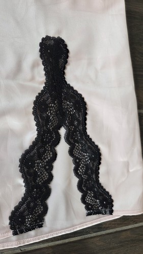 Victoria’s Secret Tease rosa Satin-Schlupfkleid mit schwarzem Spitzenbesatz Größe Small  - Bild 15 von 18