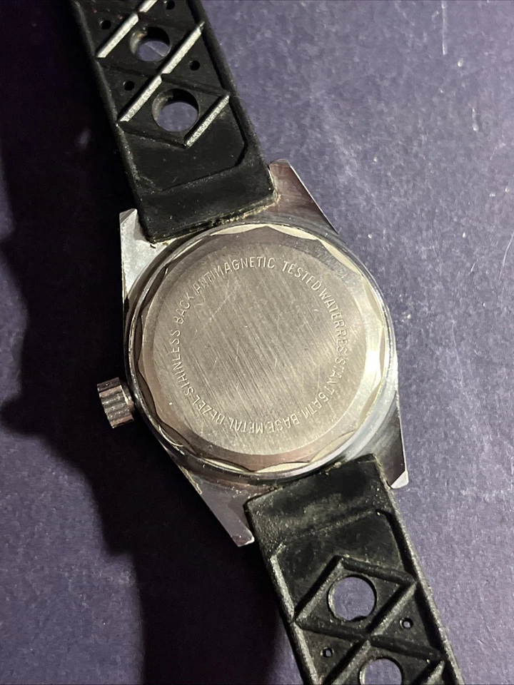 Vintage Wolbrook Manual Wind Skin Diver Wristwatch World Time France WORKING!!!! - Image 4 of 4