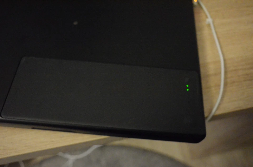 Apple Macbook A1181 2 GHz 2 GB 128 GB SSD Linux Debian 12 - Bild 3 von 4