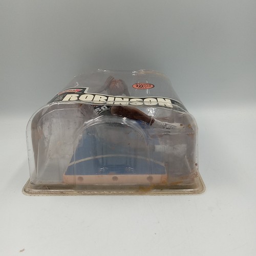 McFarlane NBA David Robinson San Antonio Spurs Legends Series 3 Figurine....245 - Picture 7 of 8