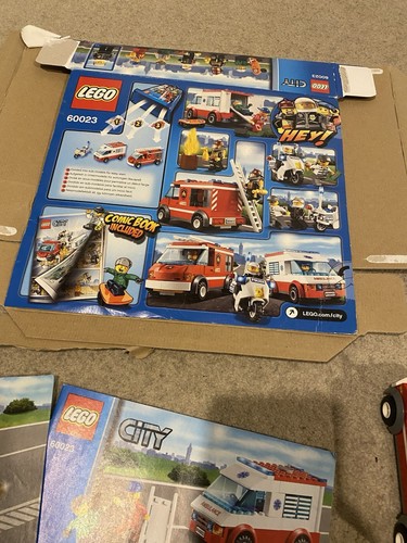 60023 Lego City Starter Set and 60107 fire truck minifigures, box, instructions - Picture 11 of 11