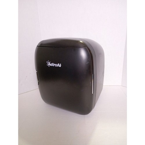 Astro AI Black Portable Cooler and Warmer 9 Liter LY0309A Mini Refrigerator - Picture 2 of 15