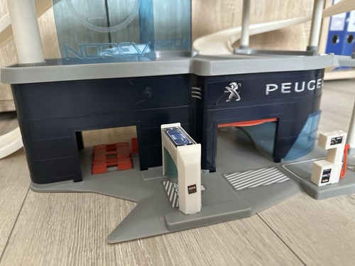 Peugeot Norev garage parcheggio per modellino auto miniatura 1:64 - Foto 4 di 11