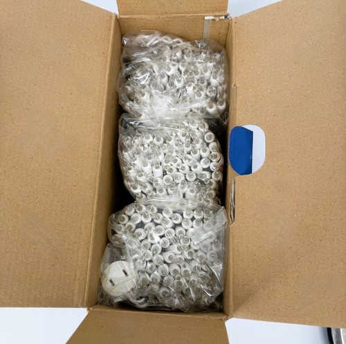 Brilliance 450 Icicle Christmas Lights Add-A-Set White Wire Clear Bulbs 28.5 Ft - Picture 3 of 7