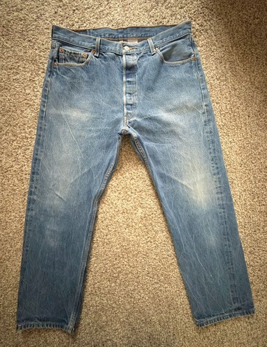 Vintage Men's Levi's 501xx Jeans W38 L32 - Classic Medium Wash - Made in Mexico - Picture 3 of 12