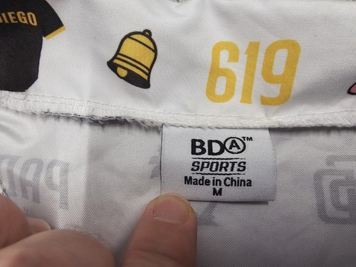 San Diego Padres MLB 2024 SGA 619 Aloha Night Shirt Size M - Picture 3 of 7