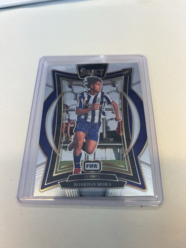Panini FIFA Select 2024-2025 Terrace Base RC Rodrigo Mora #50
